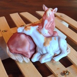 Enesco 1986 Mare and Foal #740713